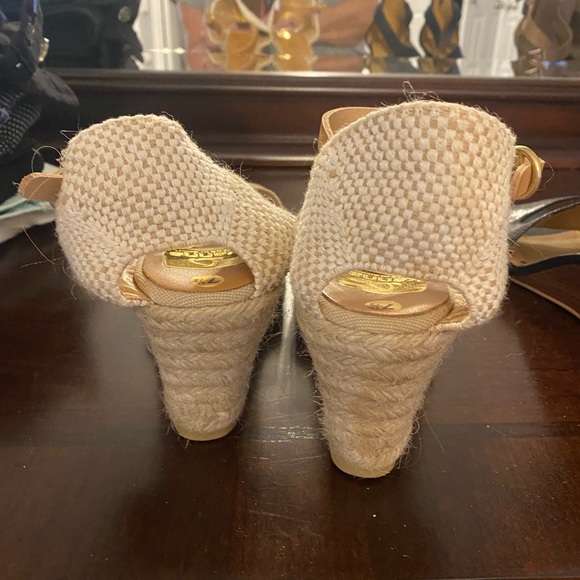 Summer sandals size 7.5 never worn by Kenna - Picture 2 of 2